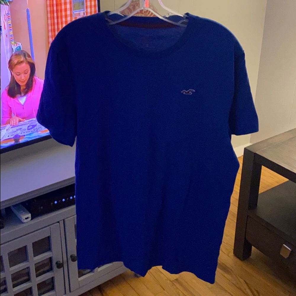 Men’s Hollister Tee Size L